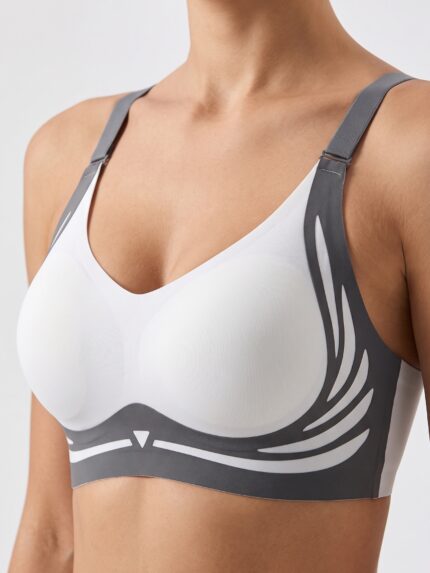 Women's Seamless Wire Free Comfort Lift Bra (4-Pack) in Green - lifestyle view
